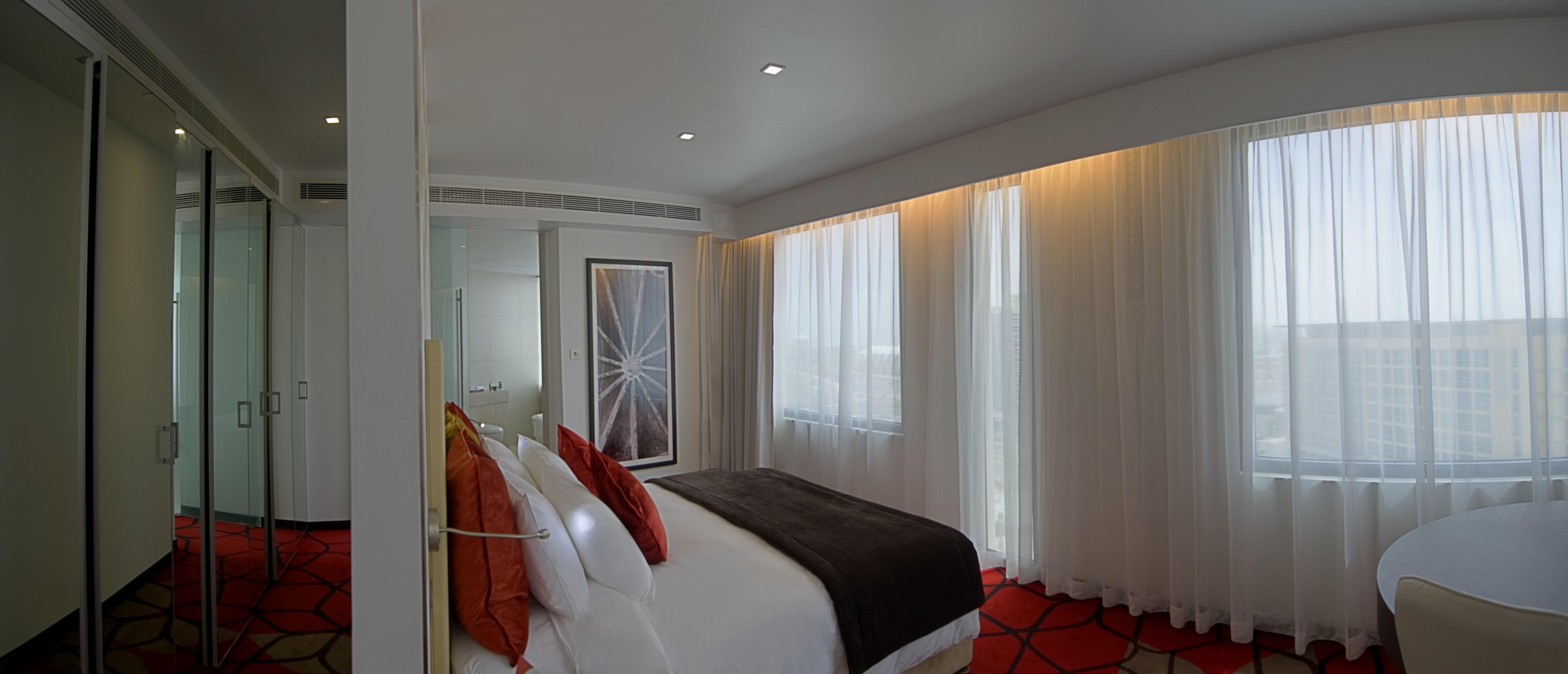 Crowne Plaza Yas Island By Ihg Hotel Abu Dhabi